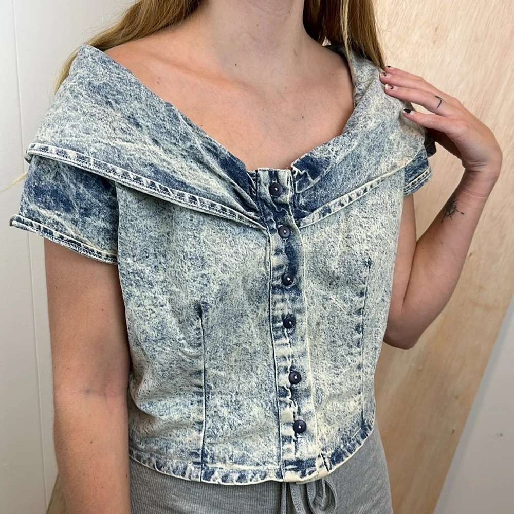 Vintage 80s Acid Wash Denim Off Shoulder Crop Top M - Picture 2 of 8